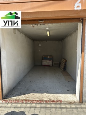 ГАРАЖ, ПАРКОМЯСТО, 30 m2