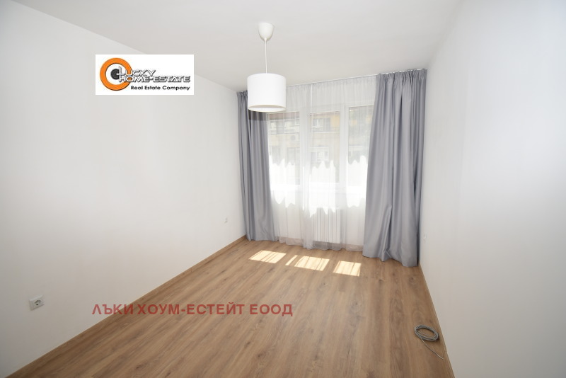 K pronájmu  2 ložnice Sofia , Borovo , 120 m2 | 59691722 - obraz [16]