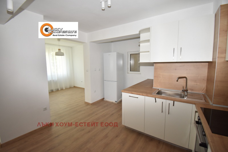 K pronájmu  2 ložnice Sofia , Borovo , 120 m2 | 59691722 - obraz [10]