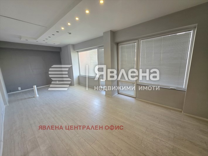 Дава под наем ОФИС, гр. София, Център