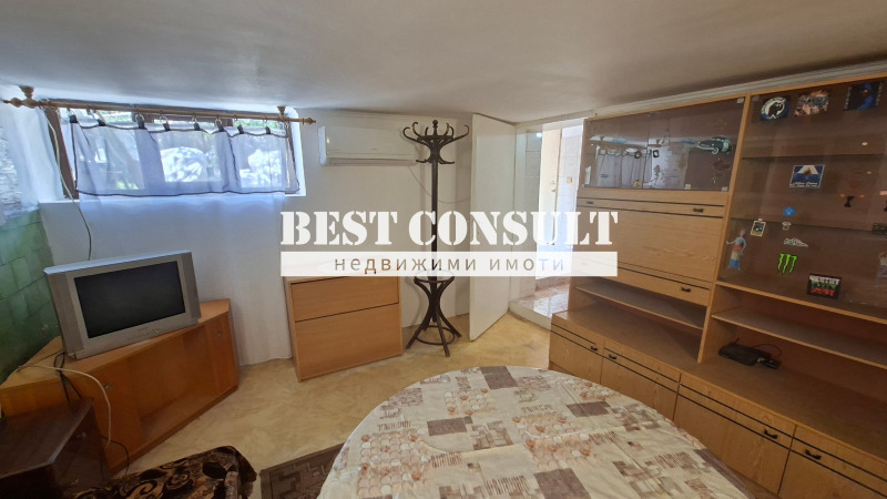 Издаје се  Соба Русе , Здравец Изток , 32 м2 | 14974974 - слика [2]