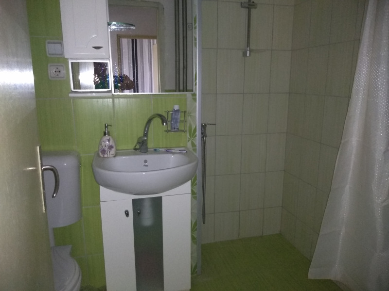 K pronájmu  1 ložnice Veliko Tarnovo , Buzludža , 65 m2 | 94251319 - obraz [8]