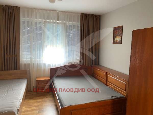 Дава под наем КЪЩА, с. Марково, област Пловдив, снимка 5 - Къщи - 54636477