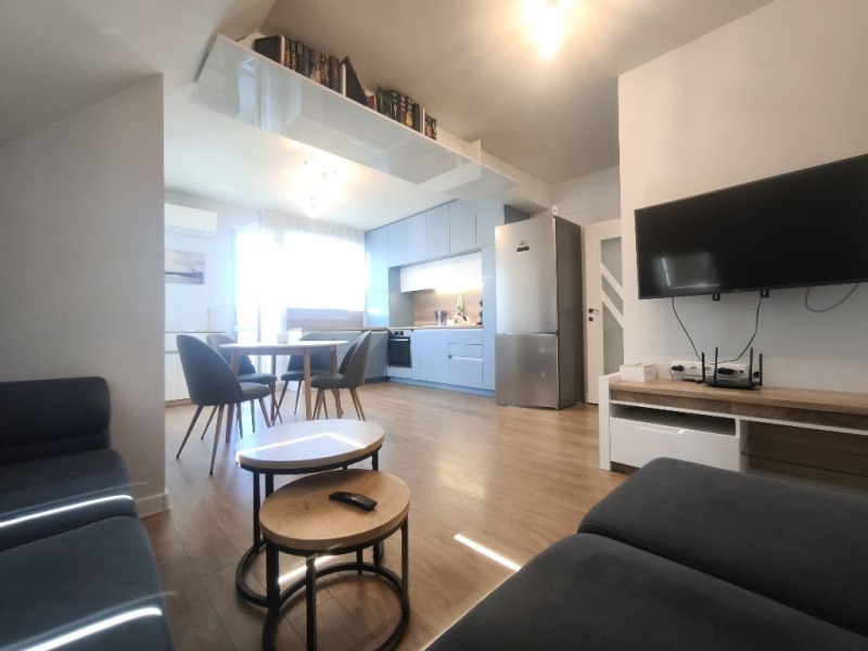В аренду  2 спальни Пловдив , Въстанически , 127 кв.м | 76810761