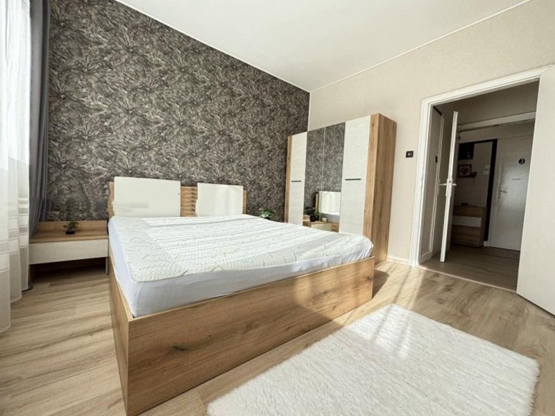 Дава под наем 3-СТАЕН, гр. София, Гоце Делчев, снимка 7 - Апартаменти - 52386111