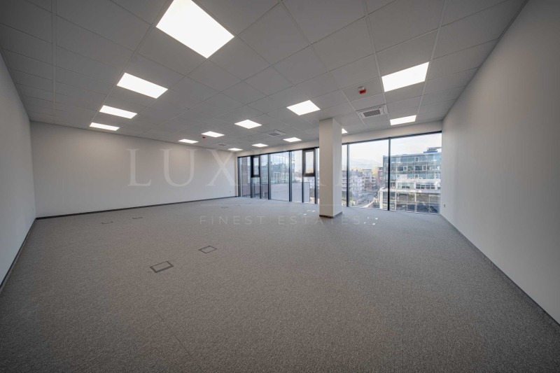 Дава под наем ОФИС, гр. София, Малинова долина, снимка 4 - Офиси - 52295536