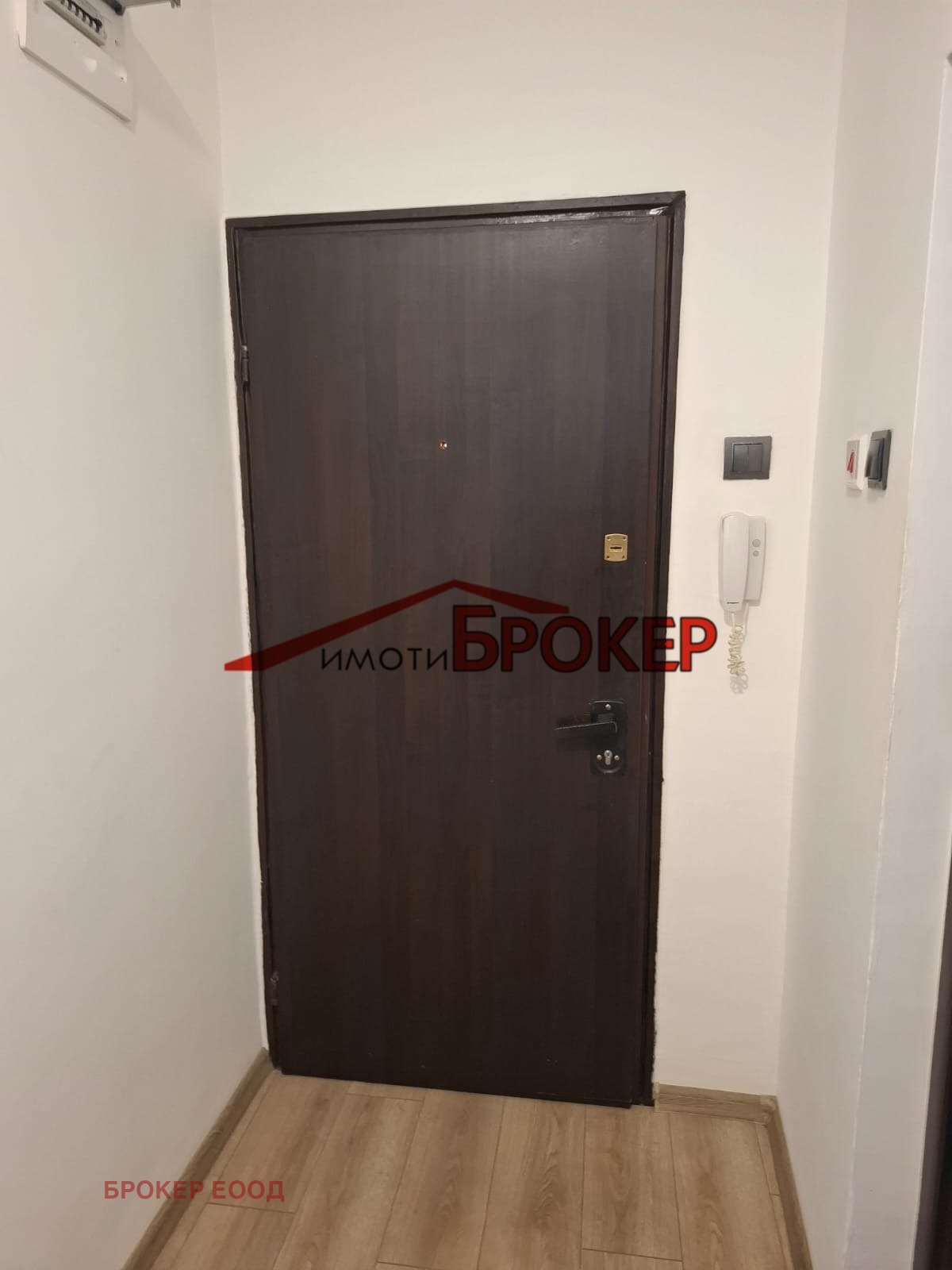 Дава под наем 2-СТАЕН, гр. Сливен, Център, снимка 9 - Апартаменти - 56029661