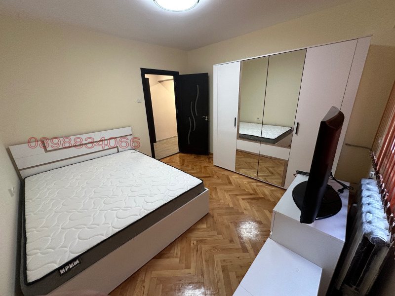 Дава под наем 3-СТАЕН, гр. Русе, Възраждане, снимка 10 - Апартаменти - 53403529