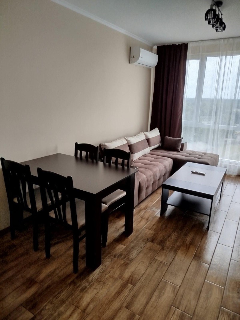 Zu vermieten  1 Schlafzimmer Plowdiw , Karschijaka , 67 qm | 33804229