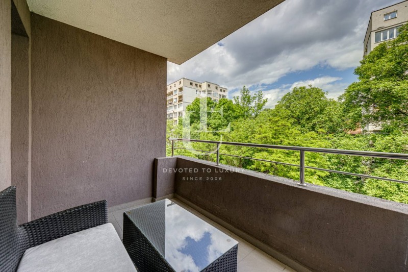 Zu vermieten  2 Schlafzimmer Sofia , Izgrew , 165 qm | 47920168 - Bild [12]
