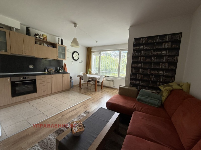 Дава под нем  3-стаен, град София, Младост 1 •  650 EUR • ID 13490544 — holmes.bg - [1] 