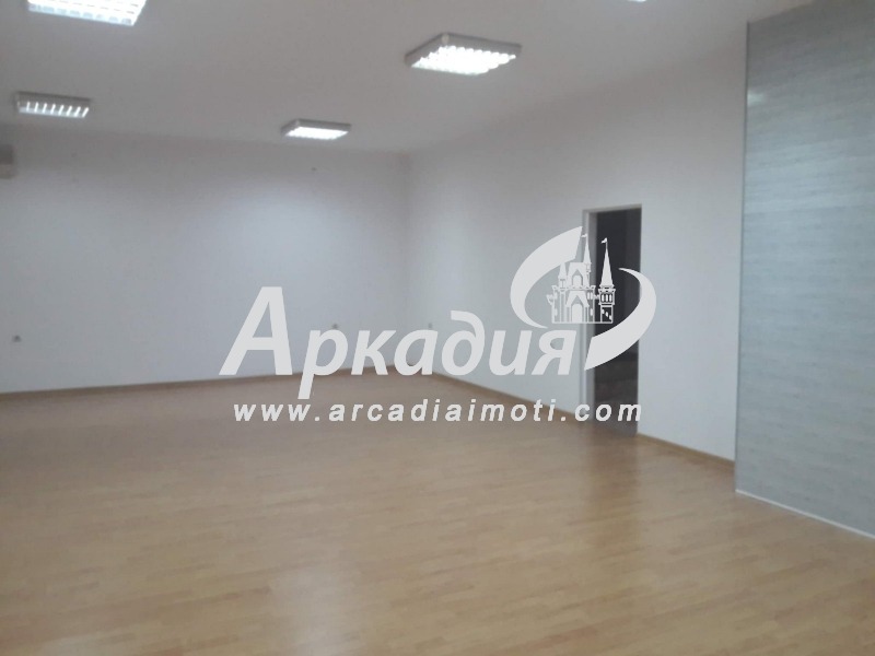Дава под наем ОФИС, гр. Пловдив, Център, снимка 2 - Офиси - 53410873