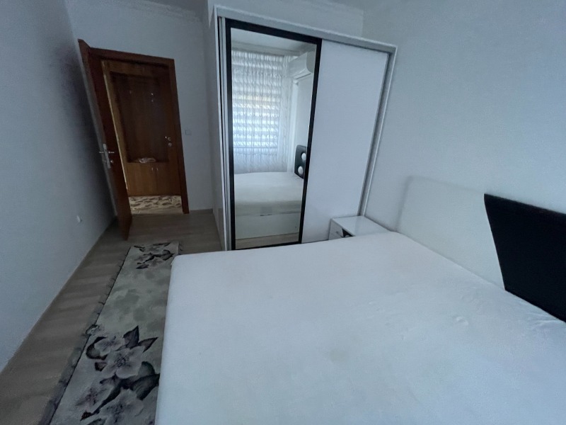 Zu vermieten  2 Schlafzimmer Burgas , Slawejkow , 90 qm | 58054557 - Bild [6]