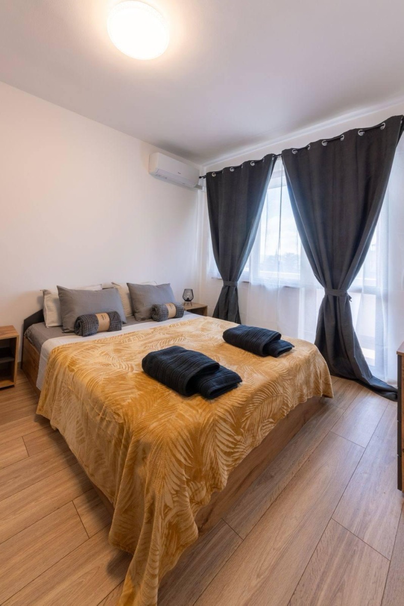 Zu vermieten  1 Schlafzimmer Warna , Zentar , 55 qm | 67400679 - Bild [5]