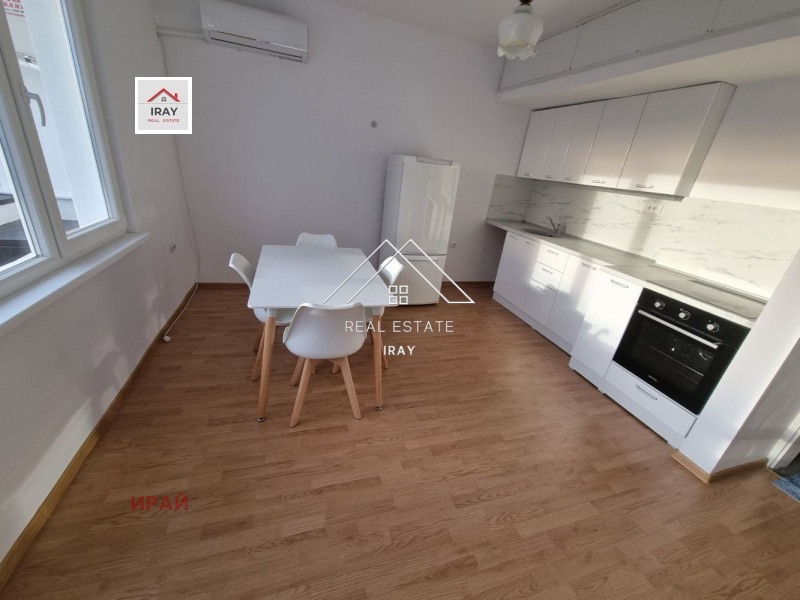 Kiadó  2 hálószobás Stara Zagora , Centar , 100 négyzetméter | 53145072 - kép [2]