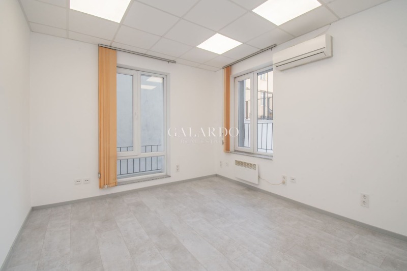 A louer  Bureau Sofia , Tsentar , 390 m² | 48345863 - image [7]