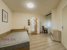 3+ Schlafzimmer Kjutschuk Parisch, Plowdiw 4