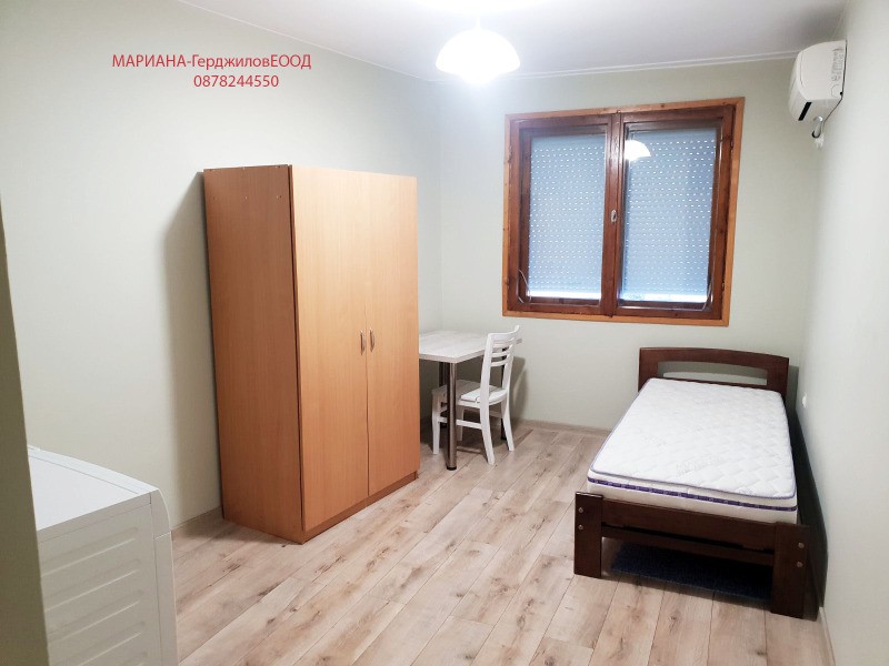 A louer  Chambre Plovdiv , Tsentar , 18 m² | 30968111