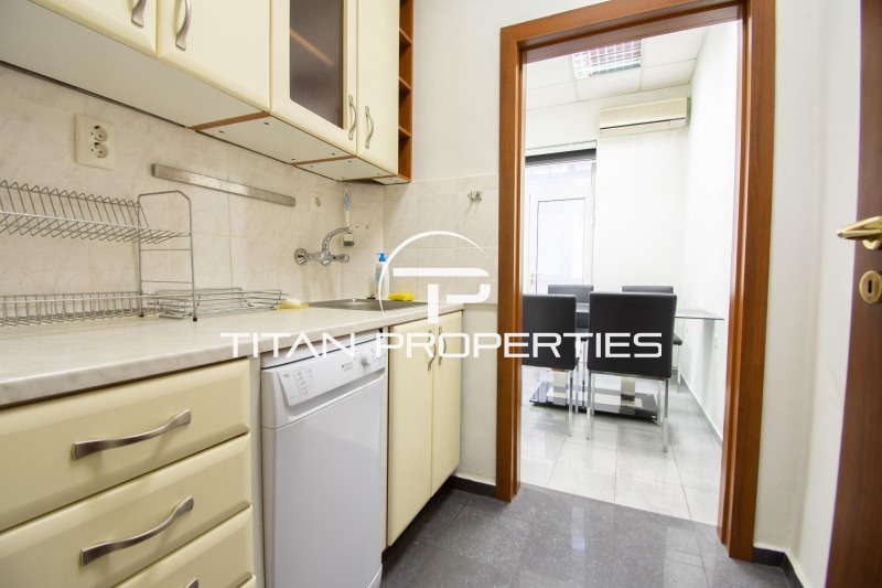 K pronájmu  2 ložnice Sofia , Doktorski pametnik , 108 m2 | 53866544 - obraz [2]