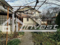 Под наем КЪЩА, област Шумен, гр. Нови пазар • 1200 € / 2347.00 лв. • 49085859 3