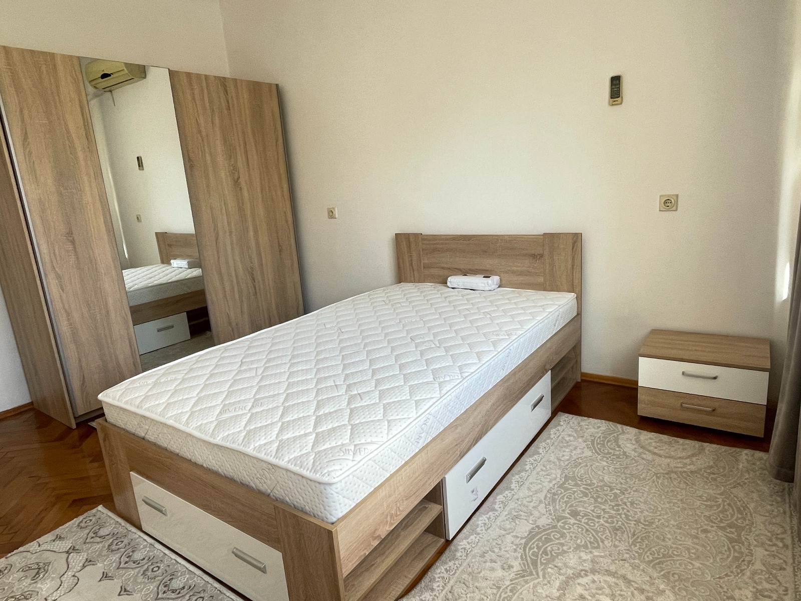 Дава под наем 3-СТАЕН, гр. Пловдив, Център, снимка 7 - Апартаменти - 55140098