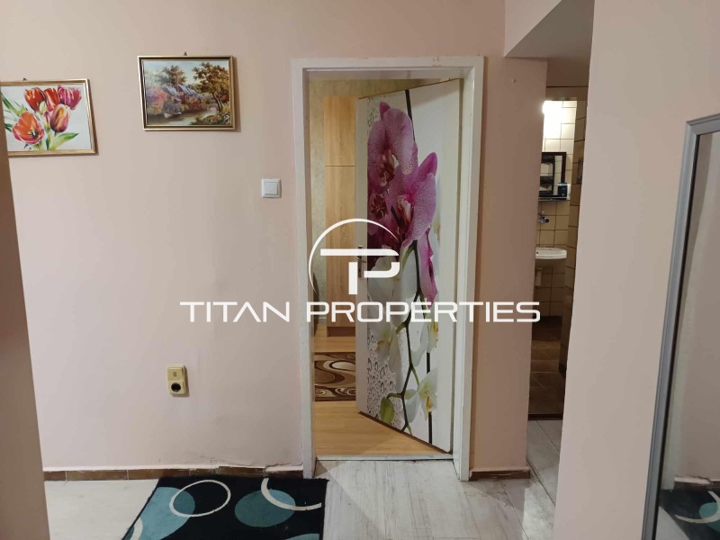 K pronájmu  1 ložnice Varna , Centar , 40 m2 | 42684143 - obraz [7]