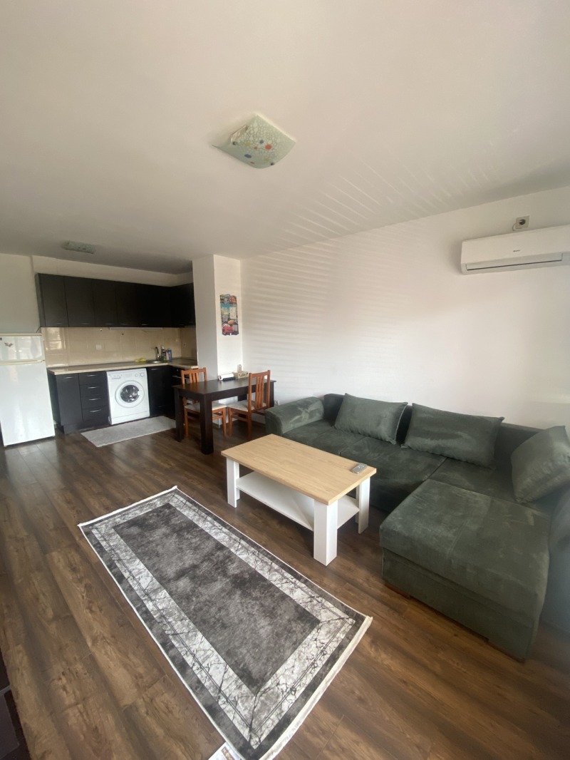 Te huur  1 slaapkamer Sofia , Ljulin 8 , 65 m² | 22030713