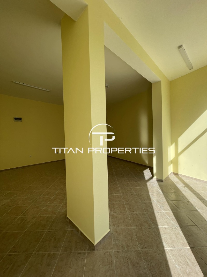 Da affittare  Negozio Burgas , Meden rudnik - zona V , 70 mq | 28913094 - Immagine [2]