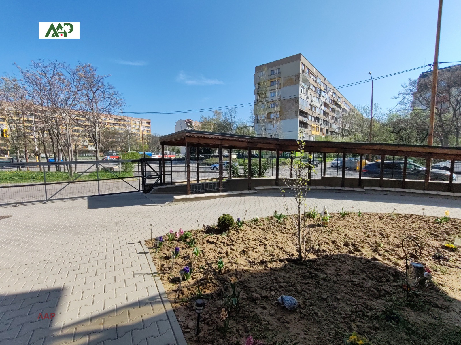 Дава под наем 3-СТАЕН, гр. София, Сухата река