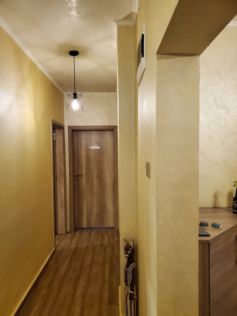 Vuokrattavana  2 makuuhuonetta Sofia , Izgrev , 85 neliömetriä | 67342755 - kuva [4]