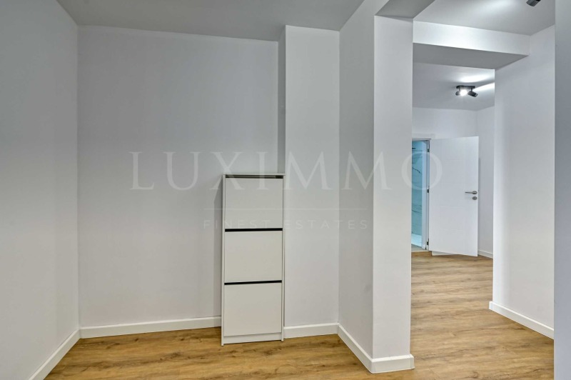 Zu vermieten  2 Schlafzimmer Sofia , Zentar , 76 qm | 27058641 - Bild [9]