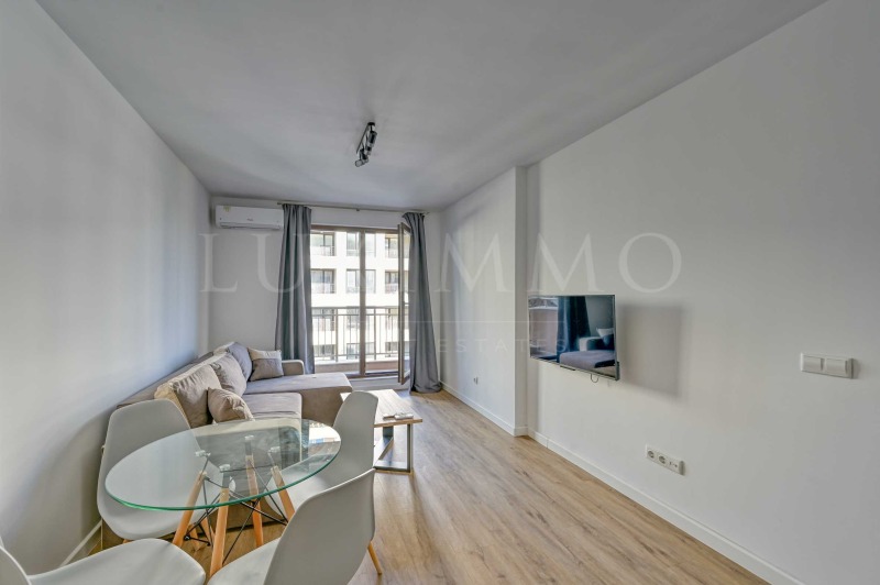 Zu vermieten  2 Schlafzimmer Sofia , Zentar , 76 qm | 27058641 - Bild [3]