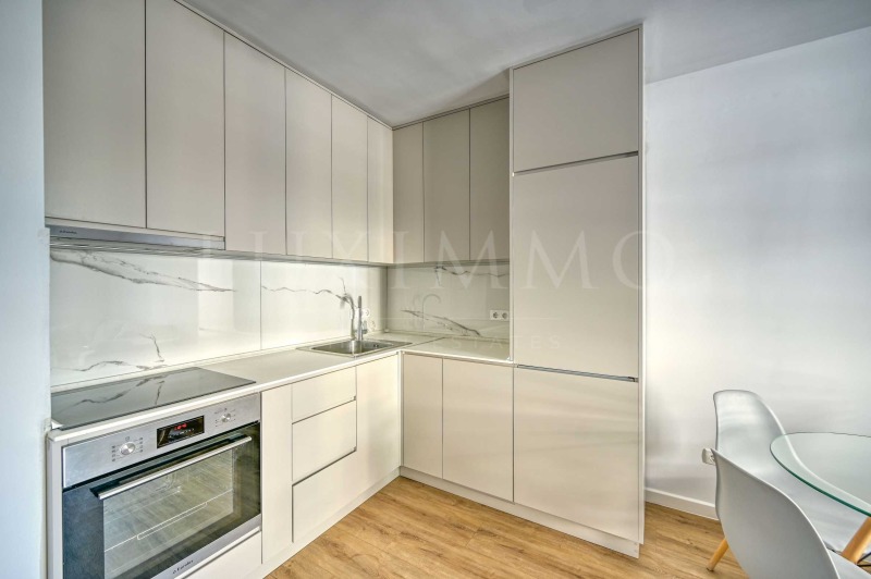 Zu vermieten  2 Schlafzimmer Sofia , Zentar , 76 qm | 27058641 - Bild [2]