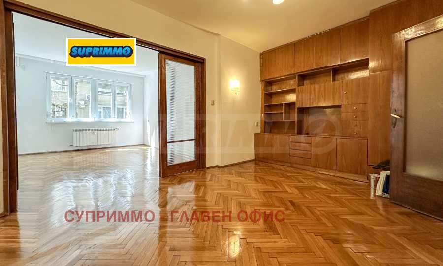 Дава под наем  2-стаен град София , Център , 88 кв.м | 60999500