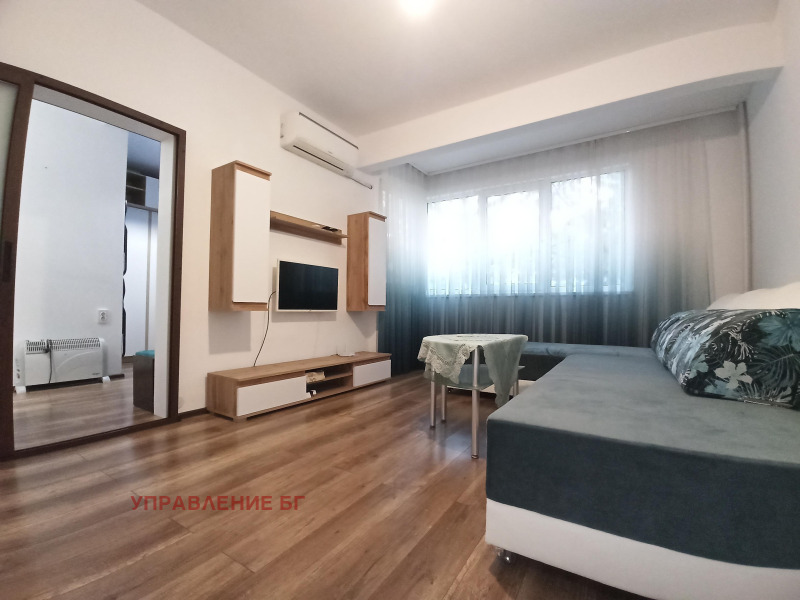 Do wynajęcia  Studio Sofia , Ljulin - centar , 50 mkw | 62315510 - obraz [2]