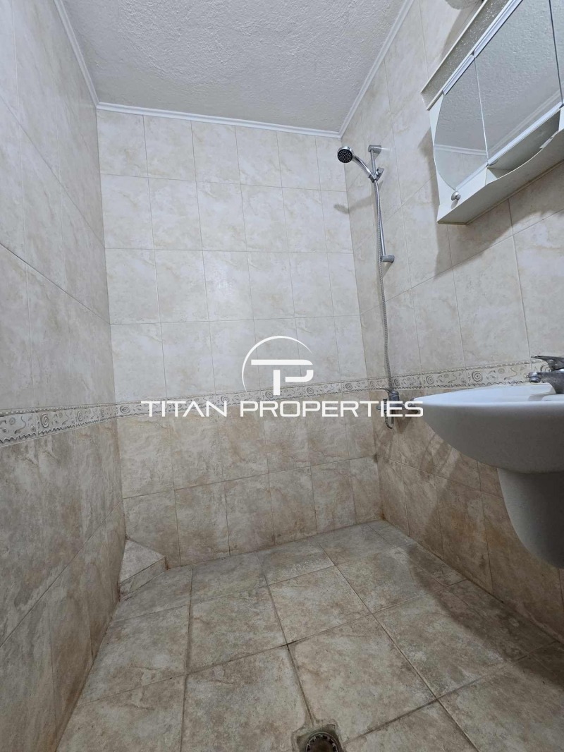 Kiadó  3 hálószobás Plovdiv , Kamenica 1 , 140 négyzetméter | 55711165 - kép [8]