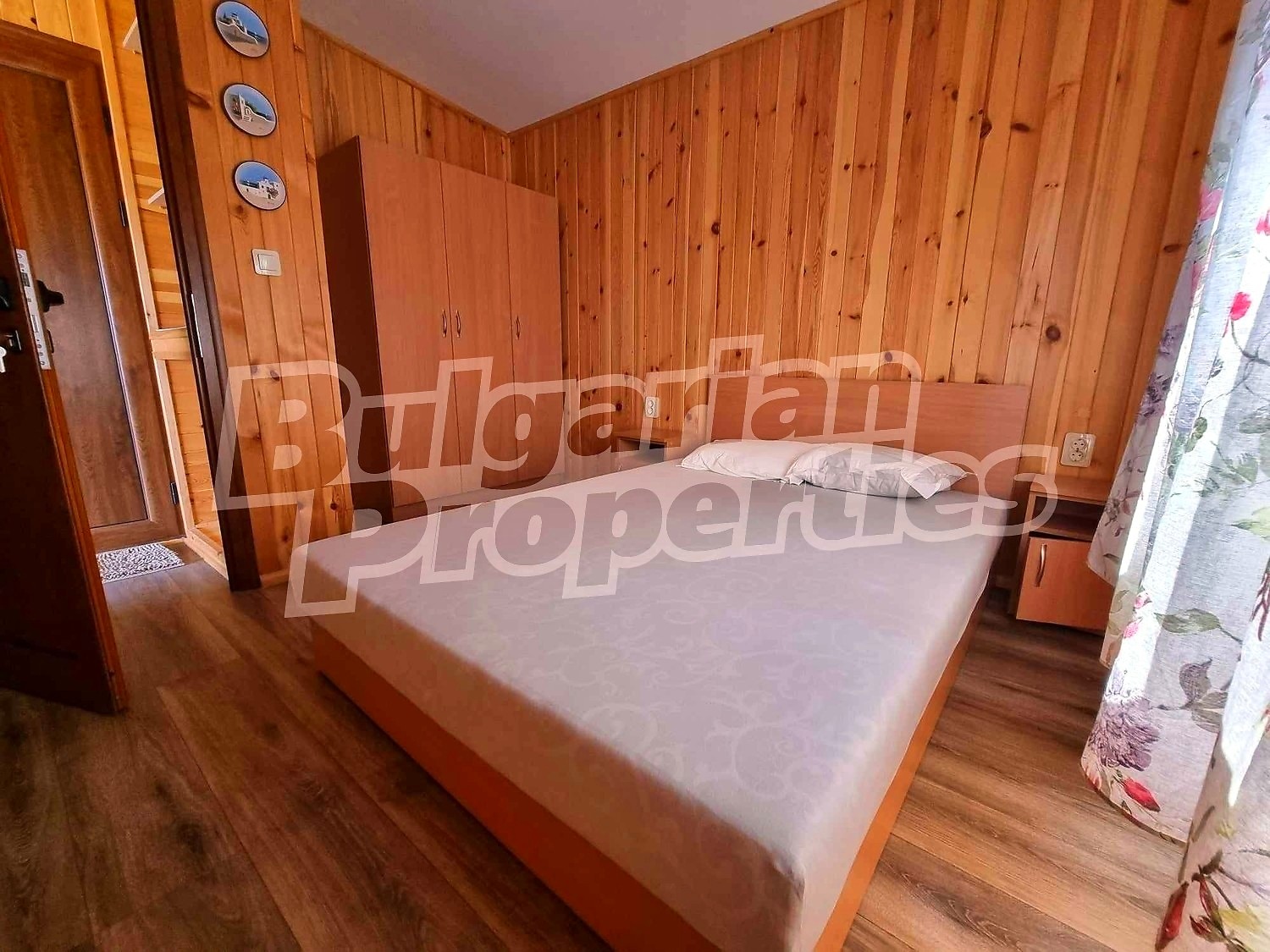 Дава под наем КЪЩА, гр. Варна, м-т Ракитника, снимка 3 - Къщи - 56295134