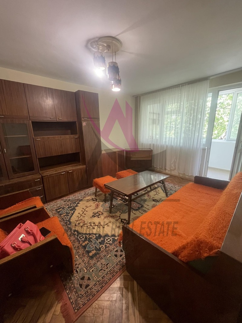 Дава под нем  2-стаен, град Варна, Левски 1 •  210 EUR • ID 14264458 — holmes.bg - [1] 