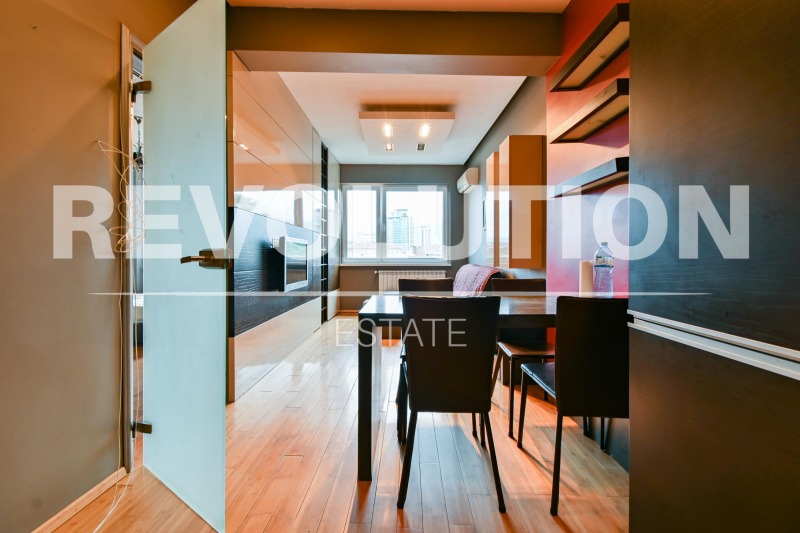 Zu vermieten  2 Schlafzimmer Sofia , Zentar , 65 qm | 28929211