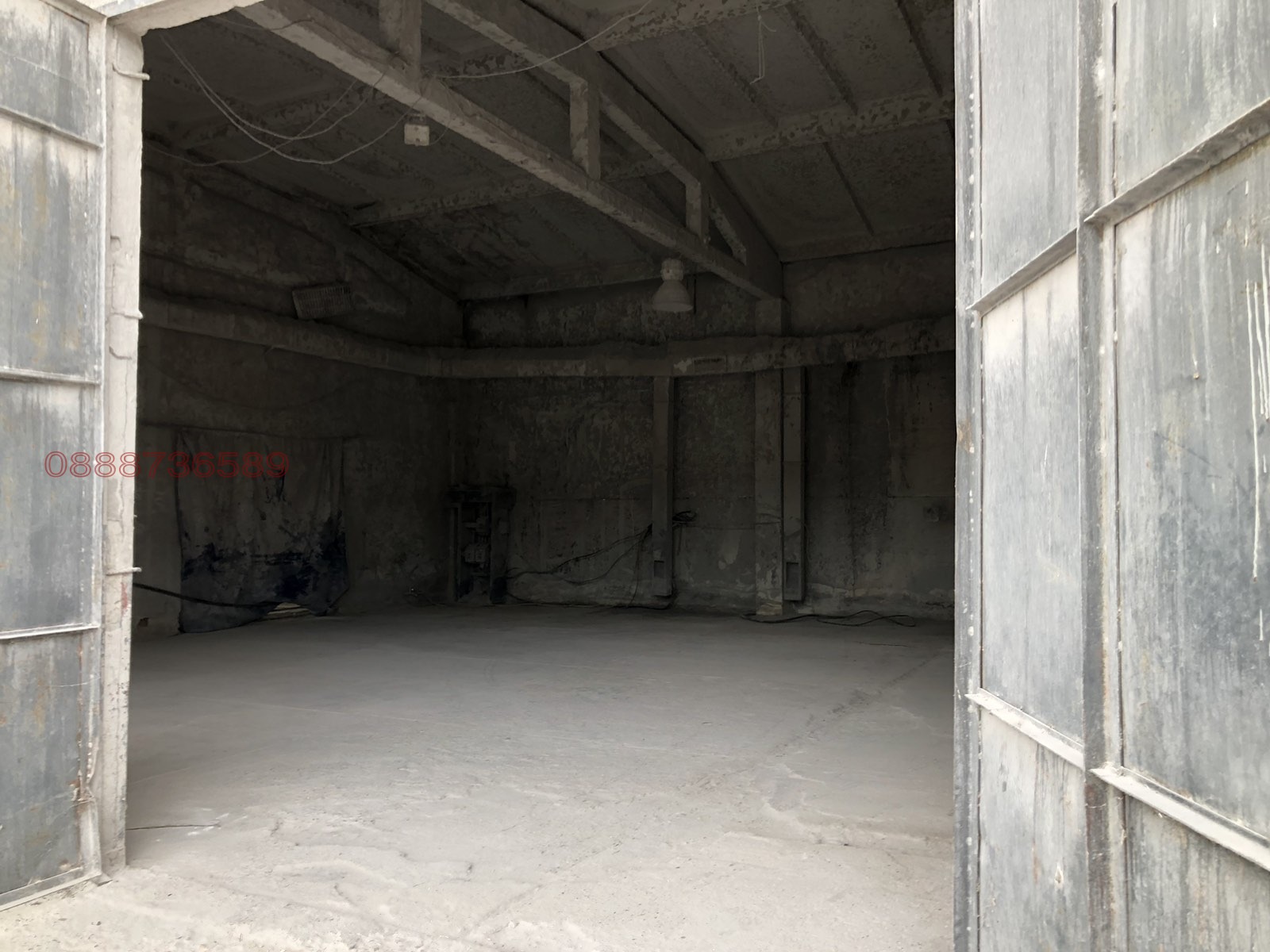 Дава под наем ГАРАЖ, ПАРКОМЯСТО, гр. Правец, област София област, снимка 11 - Гаражи и паркоместа - 53702782