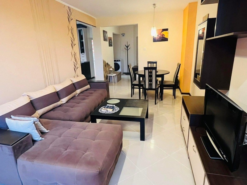 Дава под нем  2-стаен, град Пловдив, Кършияка •  450 EUR • ID 88632393 — holmes.bg - [1] 