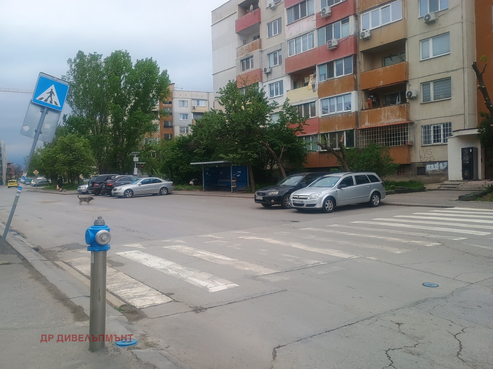 Дава под наем ГАРАЖ, ПАРКОМЯСТО, гр. София, Левски В, снимка 3 - Гаражи и паркоместа - 54684835