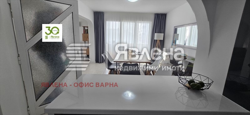 Дава под наем 4-СТАЕН, гр. Варна, Център, снимка 5 - Апартаменти - 54222283