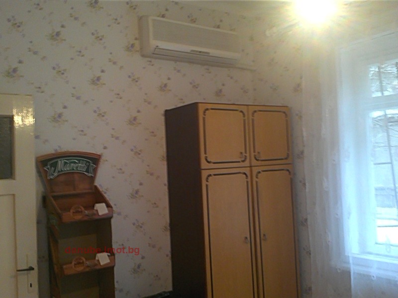För uthyrning  1 sovrum Ruse , Centar , 70 kvm | 86765517 - bild [2]