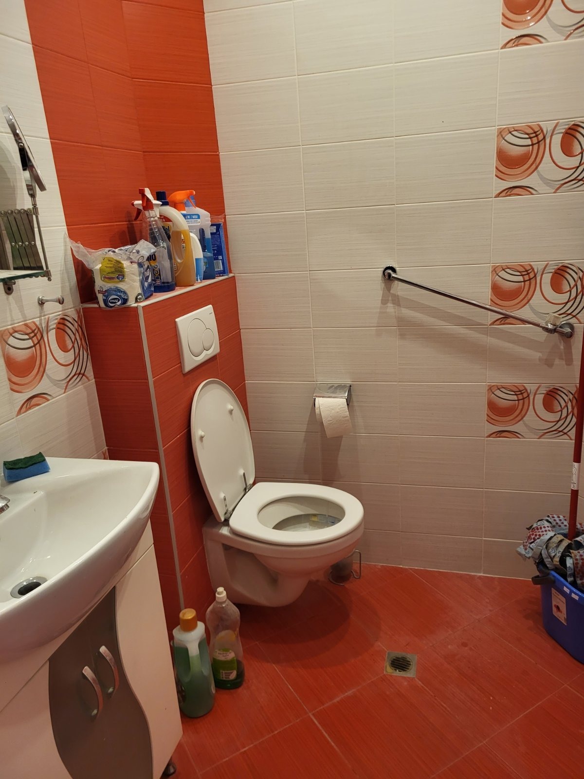 Дава под наем 2-СТАЕН, гр. София, Изгрев, снимка 6 - Апартаменти - 54025302