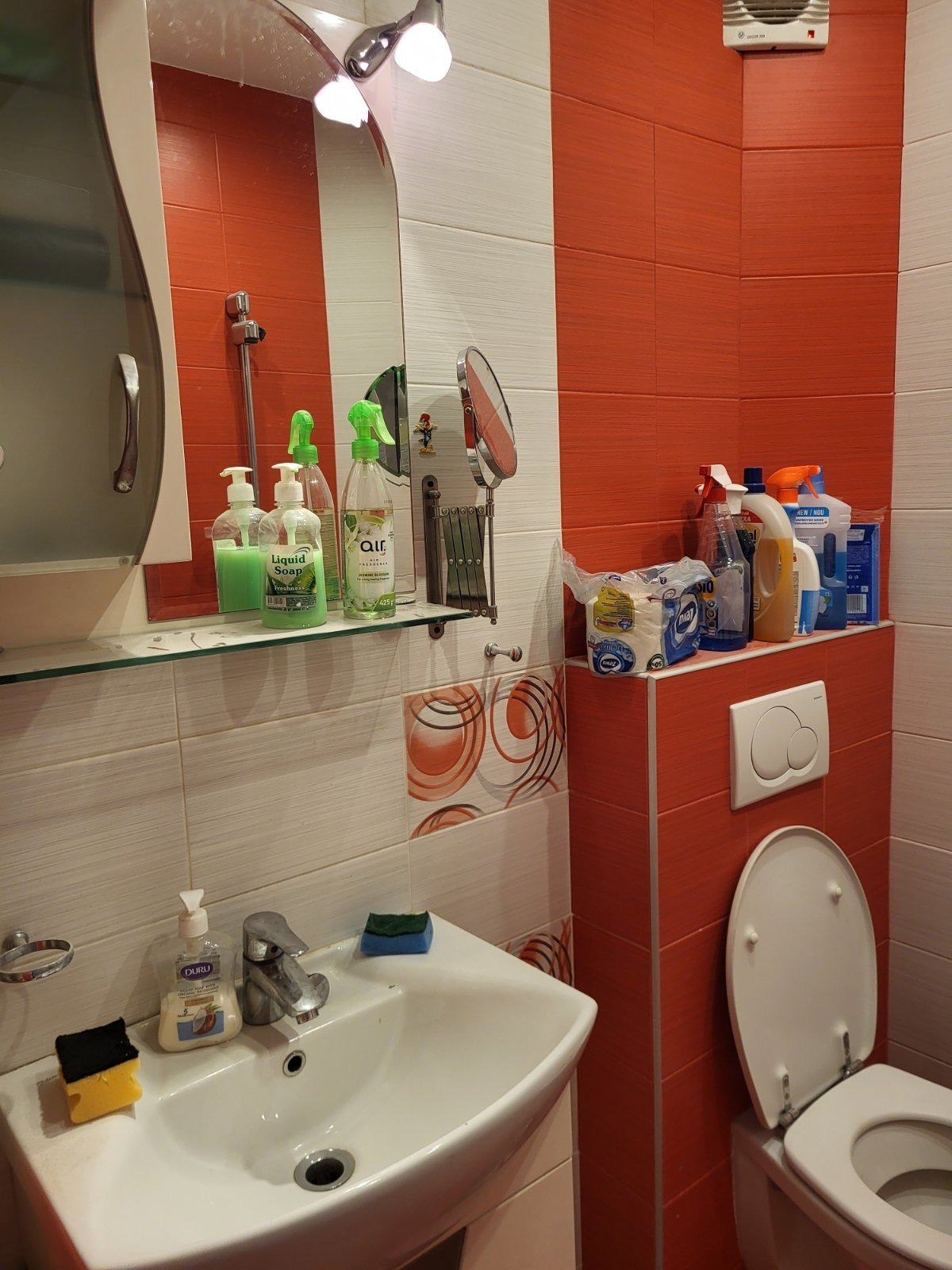 Дава под наем 2-СТАЕН, гр. София, Изгрев, снимка 7 - Апартаменти - 54025302