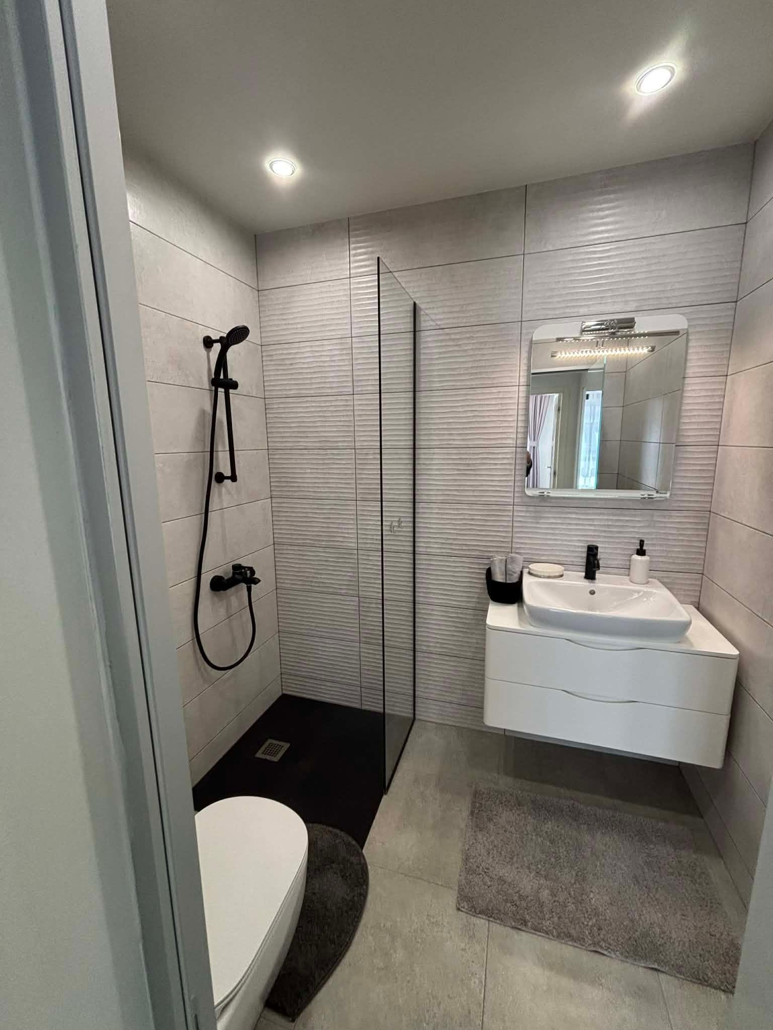 Дава под наем 3-СТАЕН, гр. София, Витоша, снимка 9 - Апартаменти - 54326671