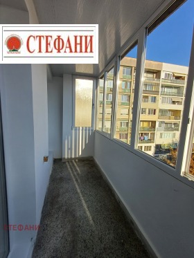 3-стаен град Русе, Център 5