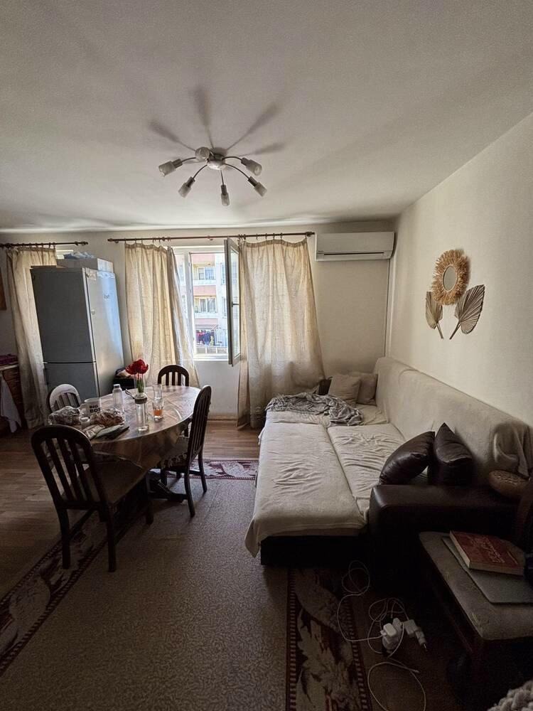 В оренду  2 спальні София , Витоша , 80 кв.м | 64630397