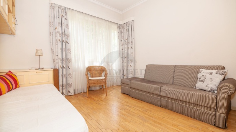 Kiralık  3 yatak odası Sofia , Centar , 150 metrekare | 66093874 - görüntü [9]